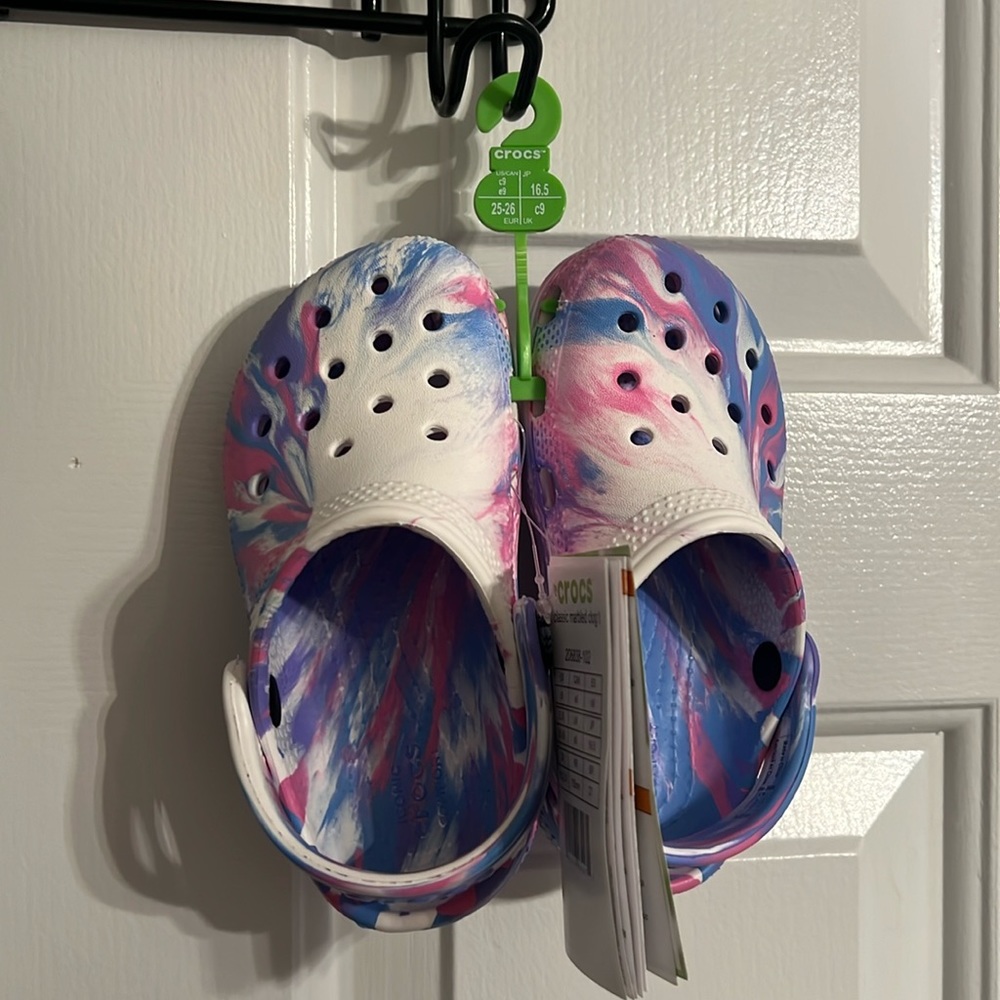 Girls Crocs